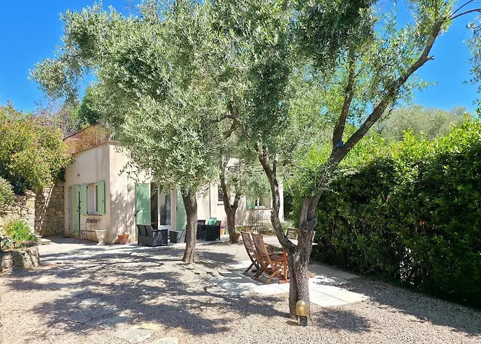 6 Mins Walk To Pool And 10 Mins To Valbonne Village